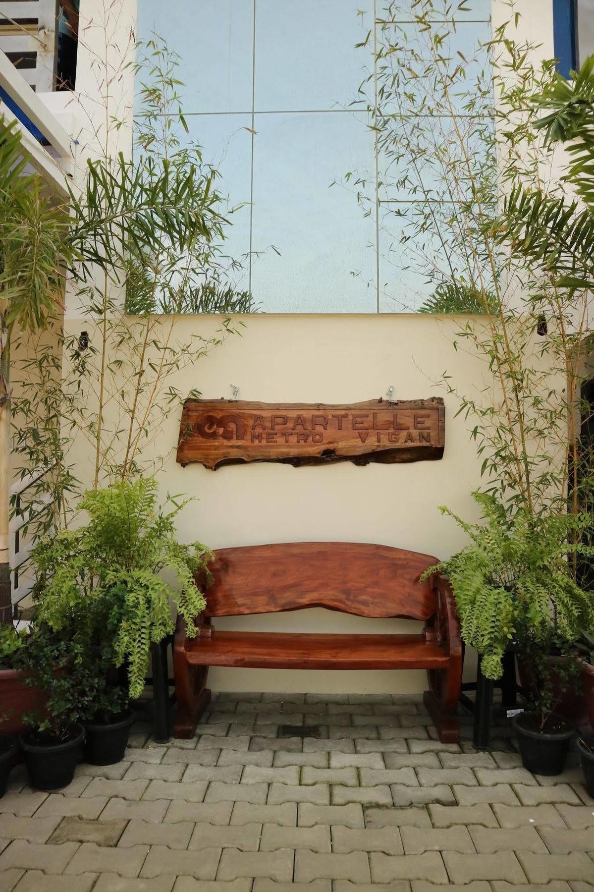 Ea Apartelle - Metro Vigan Exterior photo