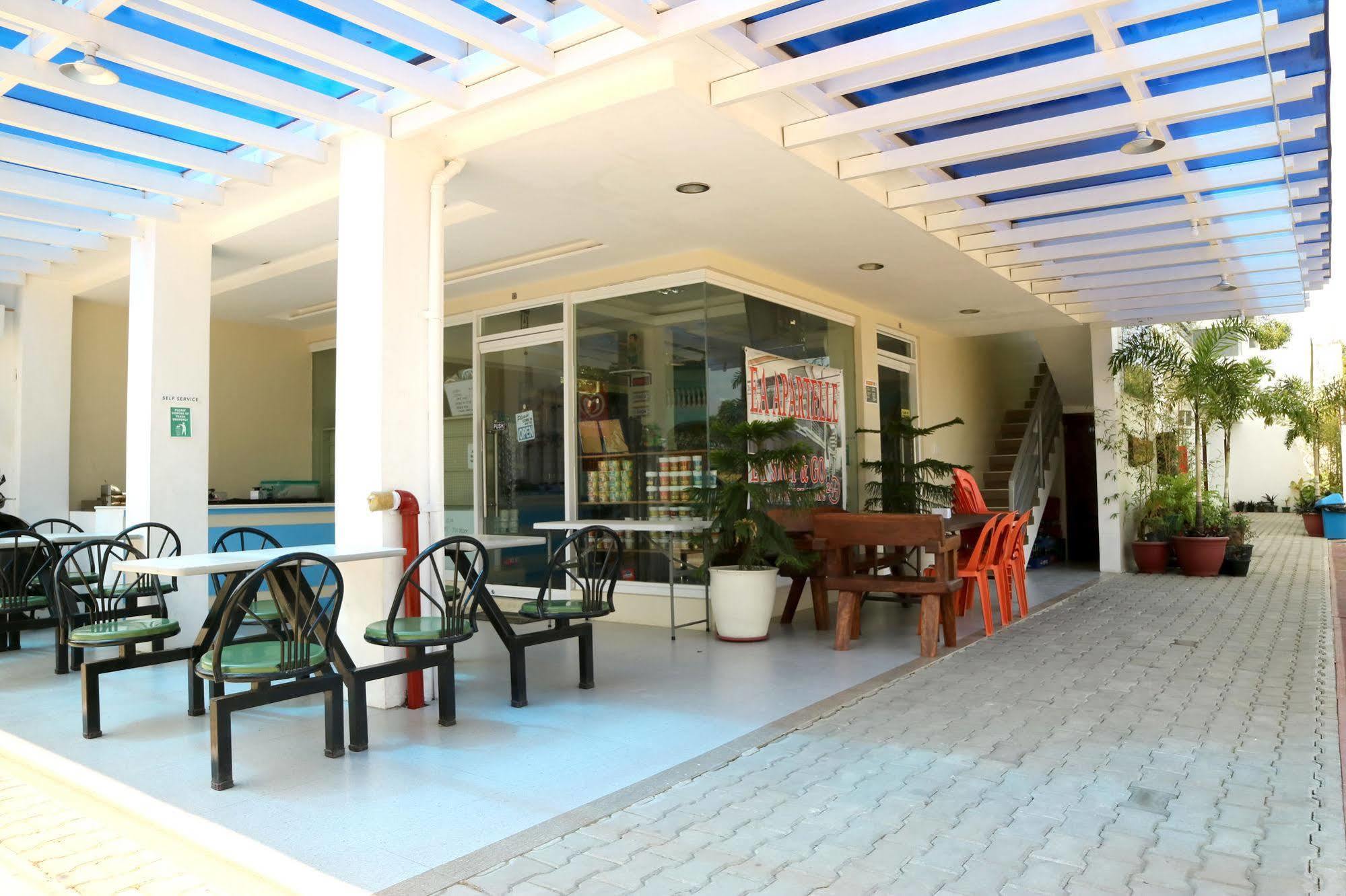 Ea Apartelle - Metro Vigan Exterior photo
