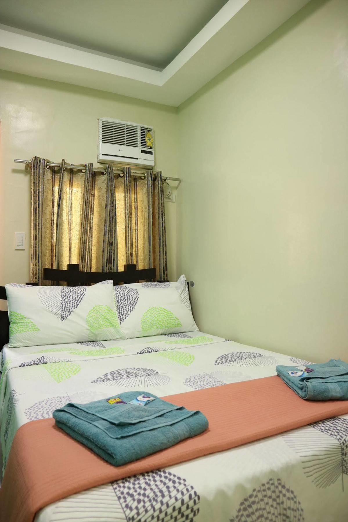 Ea Apartelle - Metro Vigan Exterior photo