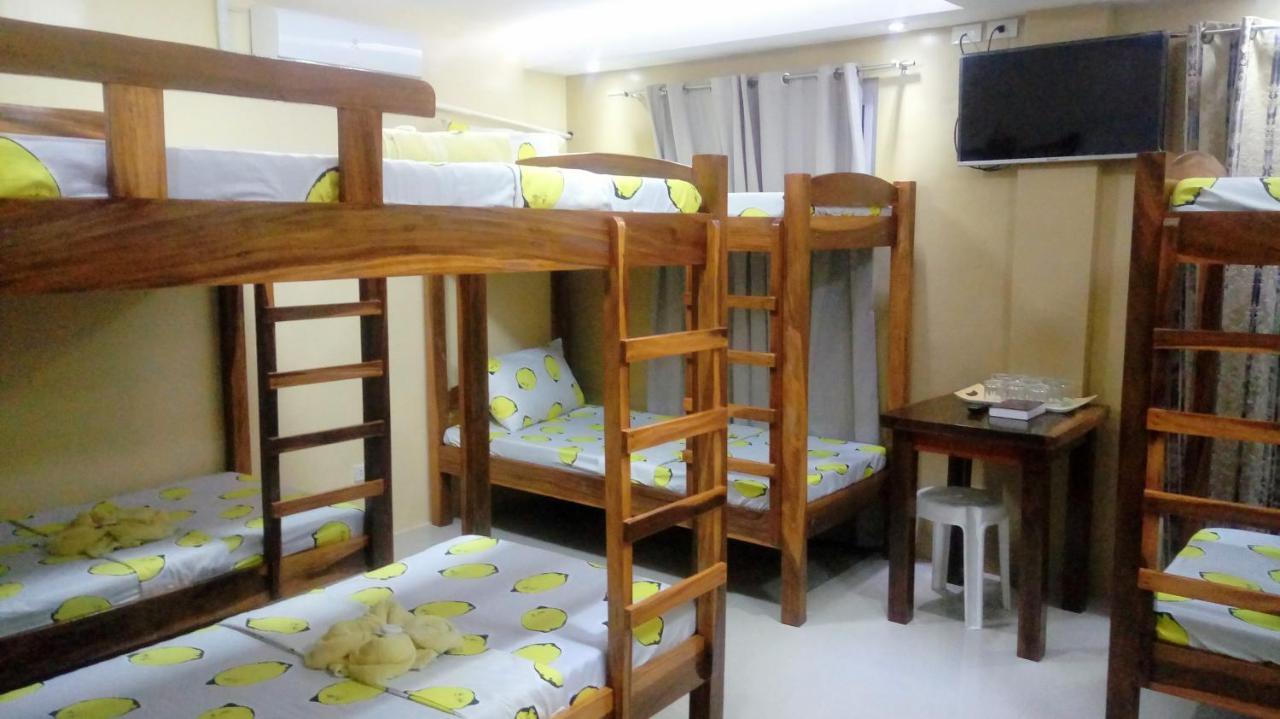 Ea Apartelle - Metro Vigan Exterior photo